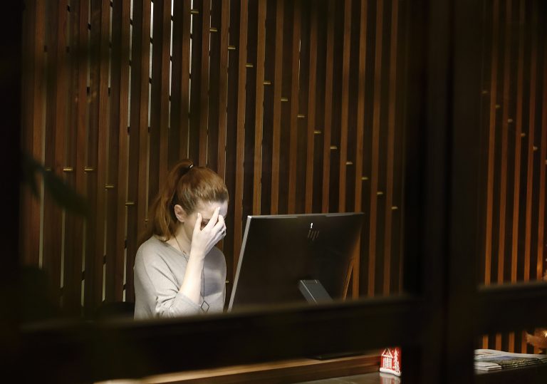 Cómo vender con migraña: guía para comerciales